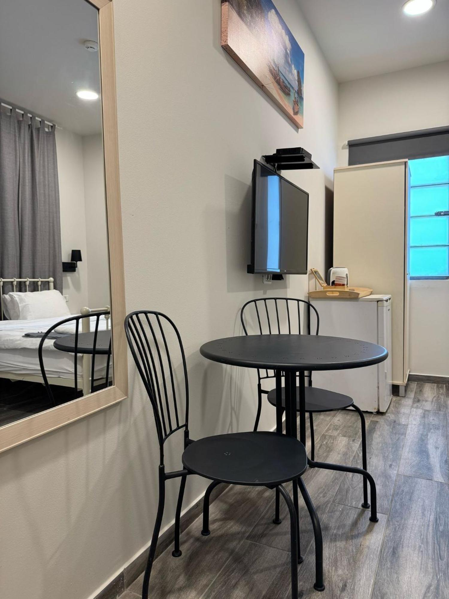City Stay Тверия Экстерьер фото